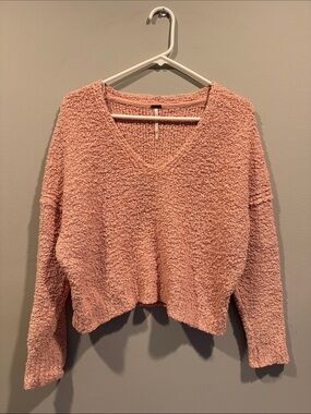 Free People finders keepers Dusty Rose Bouclé V-Neck Sweater